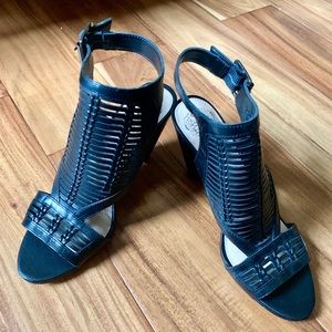 NEW (no box) Vince Camuto - Black Leather Sandals